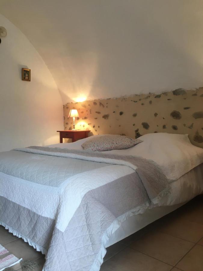 La Ferme De Valauris Bed & Breakfast Sisteron Exterior photo