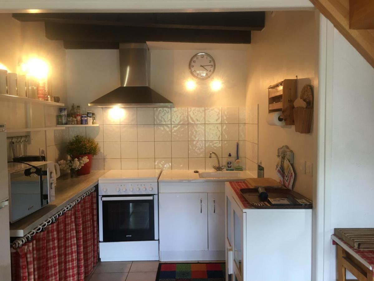 La Ferme De Valauris Bed & Breakfast Sisteron Exterior photo