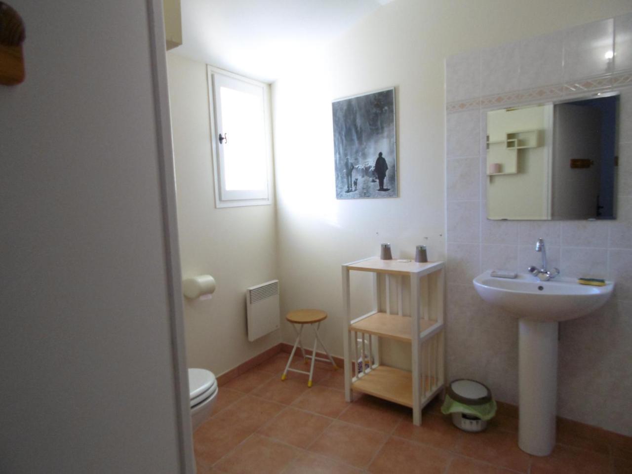 La Ferme De Valauris Bed & Breakfast Sisteron Exterior photo